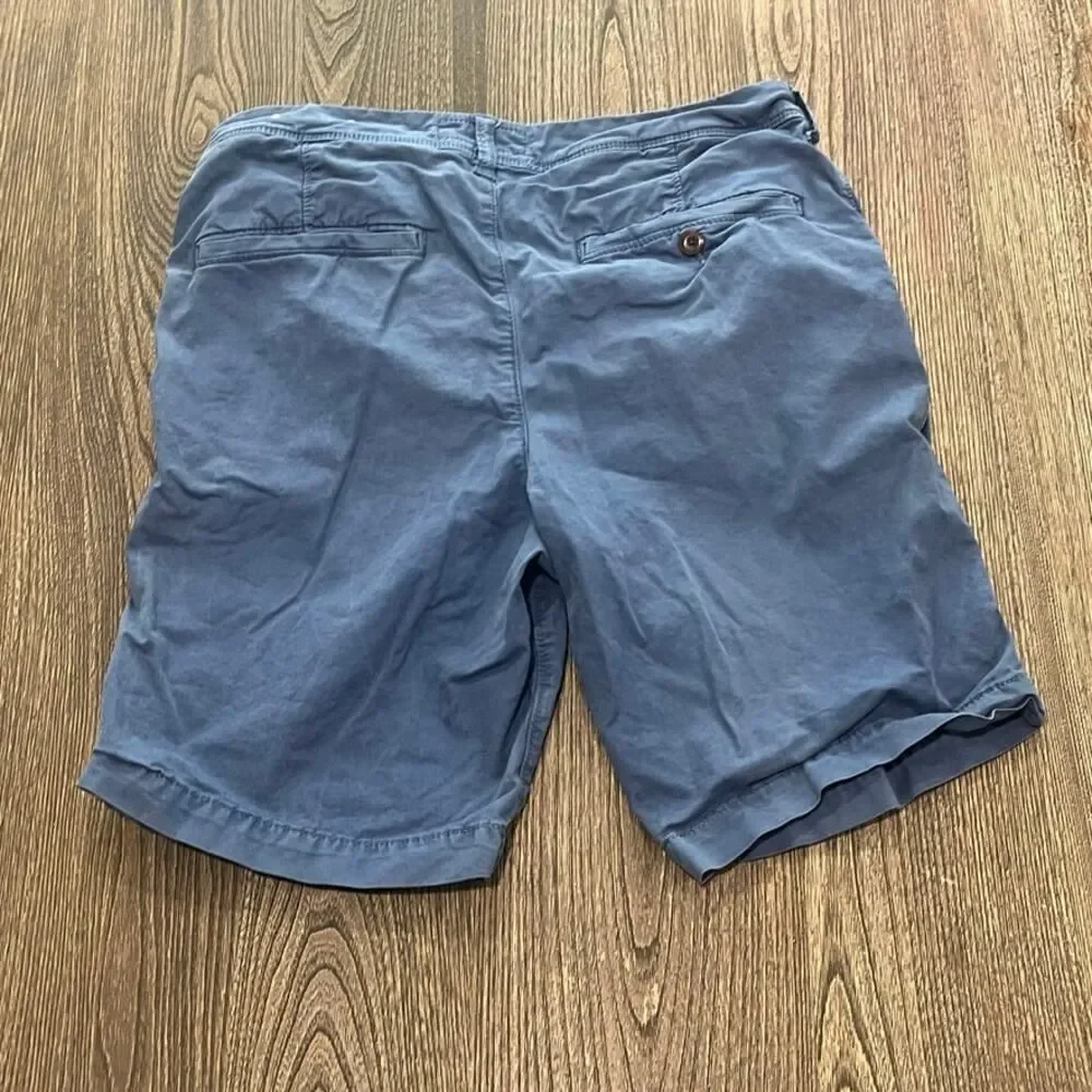 American Eagle Chino Shorts Mid Rise Flat Front Next Level Stretch Blue Size 31